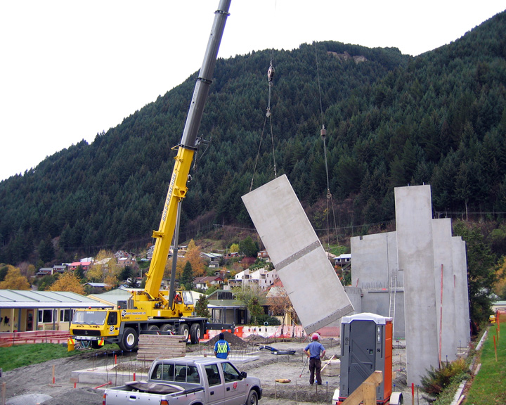 175 - crane and panel.jpg